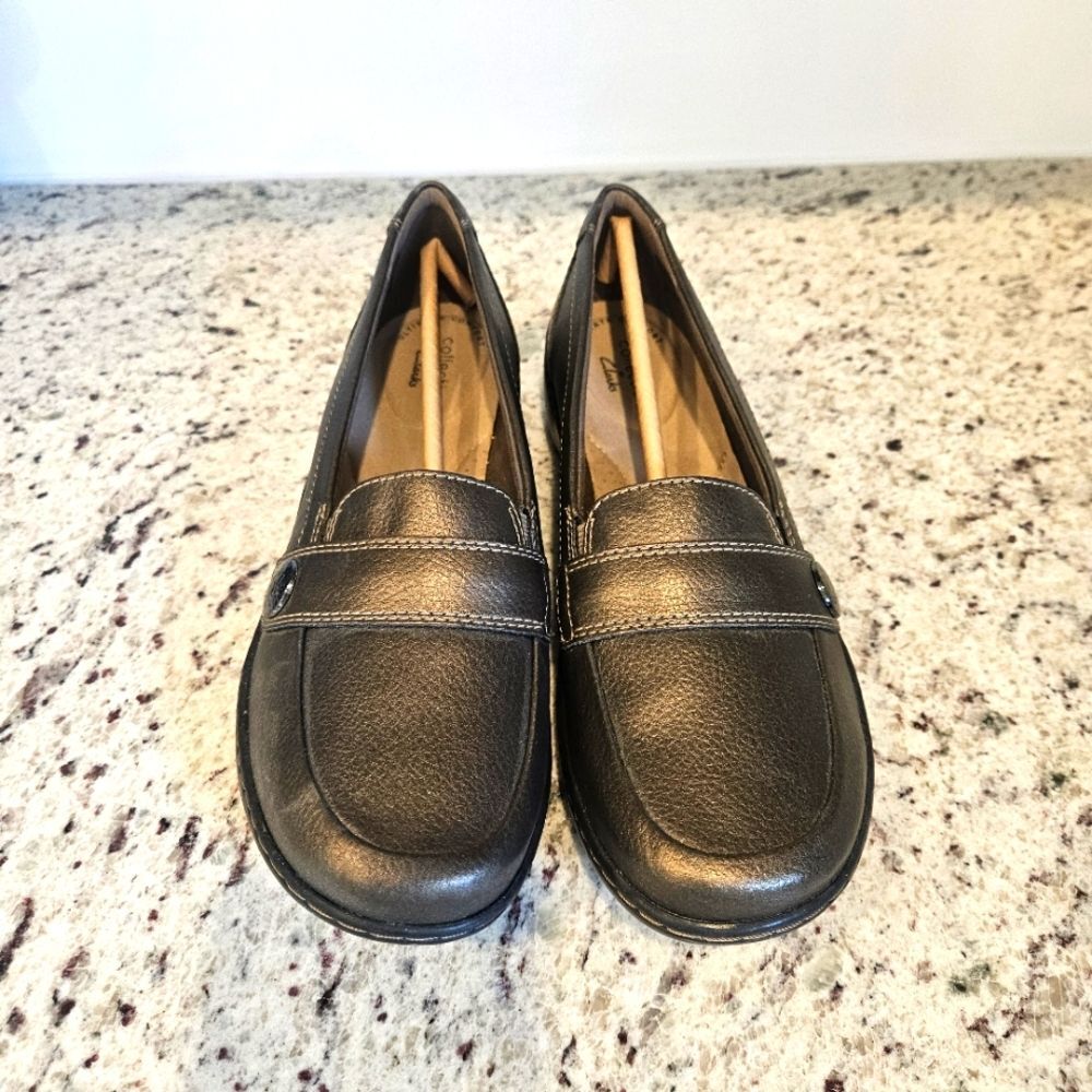 Clarks Slip-On Loafers Shoes Gold Bronze Metallic Cora Daisy Loafers Sz 7 M NWT